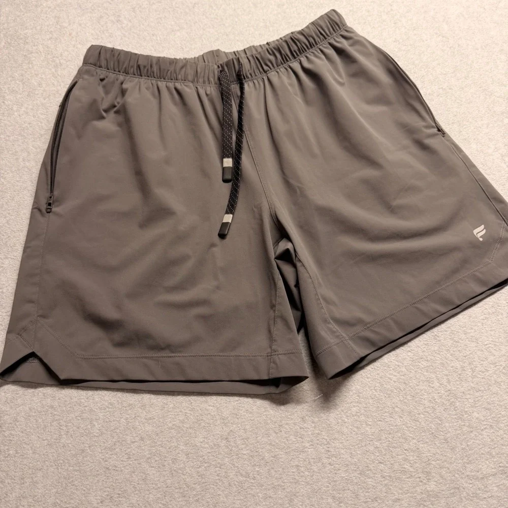 Fabletics The One Short Mens Charcoal Gray Athletic Gym Training Shorts Size M